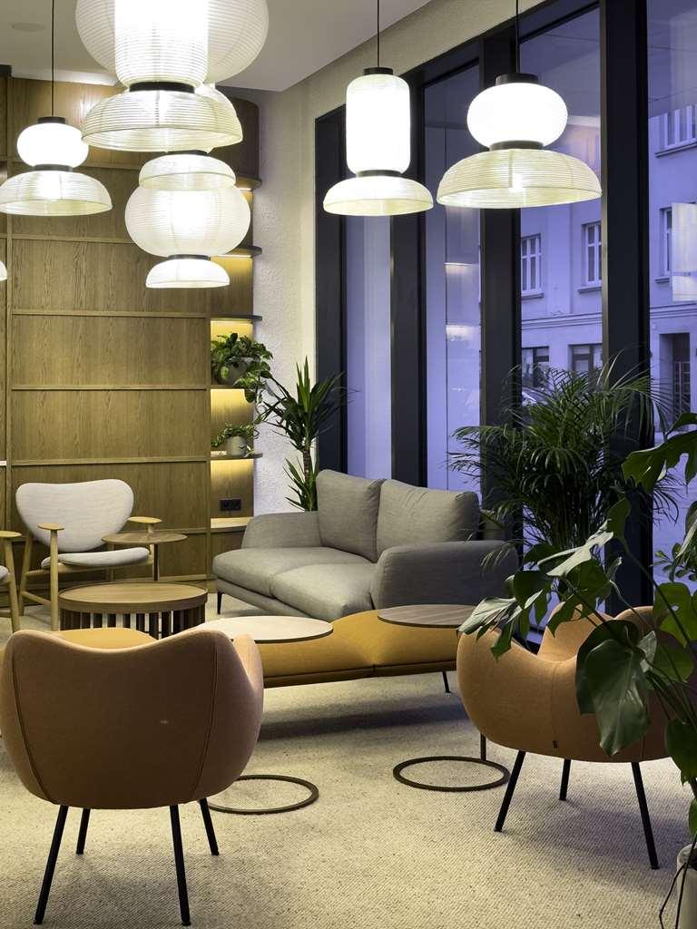 Qubus Hotel Katowice Beltér fotó